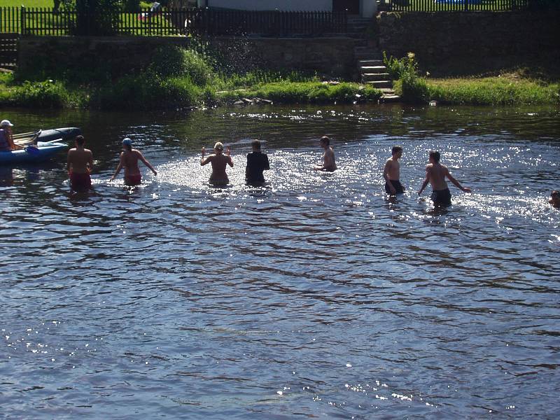 img00006.jpg
